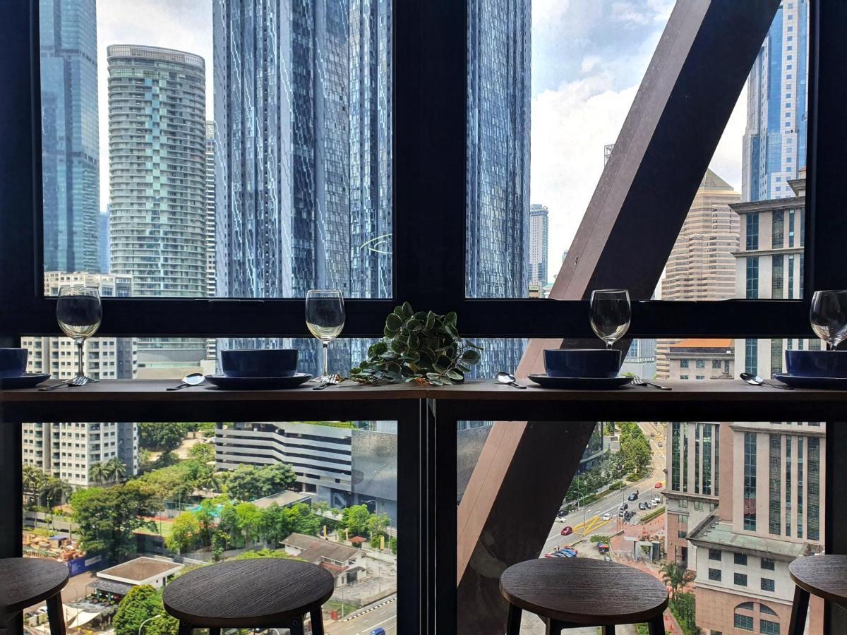 קואלה לומפור Scarletz Suites @ Klcc, By Twofive מראה חיצוני תמונה